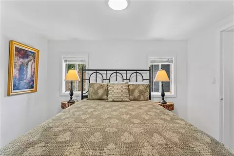 Bedroom - 1139 Bear Springs Rd, Rimforest, CA 92378 photo 3 of 3
