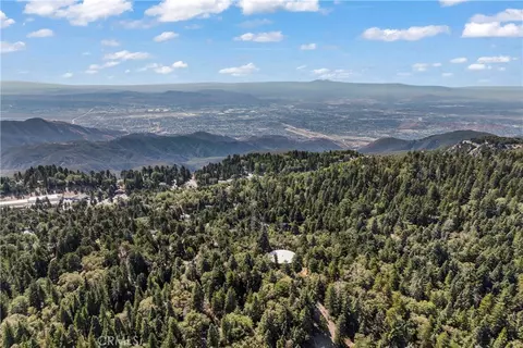 View/Area - 1139 Bear Springs Rd, Rimforest, CA 92378 photo 2 of 2