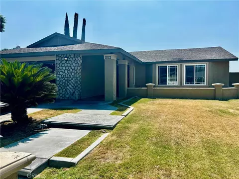 1012 Long Beach Dr, Colton, CA 92324