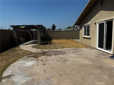 1012 Long Beach Dr, Colton, CA 92324 photo 2