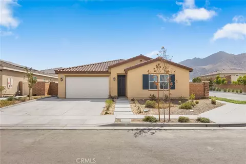 7728 Caroline Ct, Highgrove, CA 92507