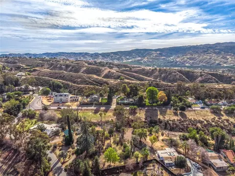 724 W Sunset Dr, Redlands, CA 92373 photo 15