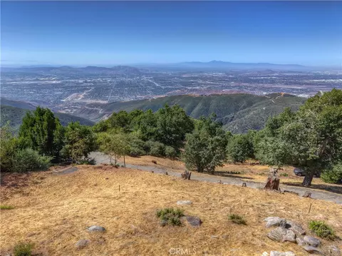 1180 Saturn Way, Crestline, CA 92325 photo 16