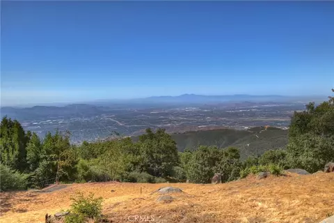1180 Saturn Way, Crestline, CA 92325 photo 3