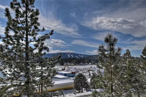 View/Area - 1004 White Mountain Dr, Big Bear City, CA 92314 photo 4 of 4