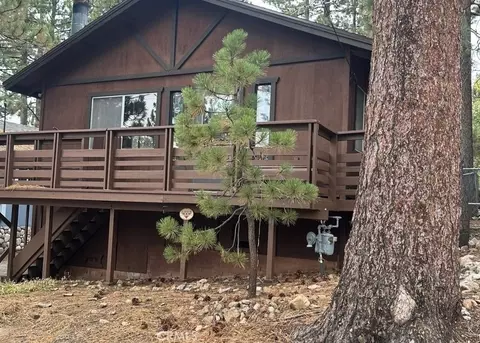 681 Main St, Big Bear Lake, CA 92315