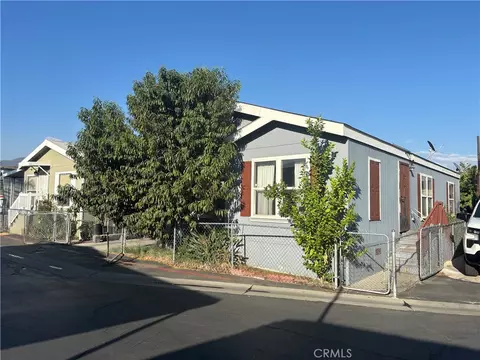 1826 W 19th St #18, San Bernardino, CA 92411