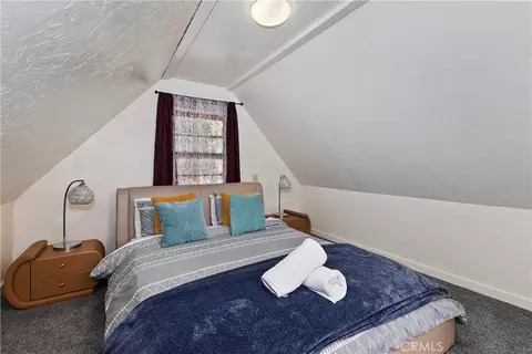 Bedroom - 1262 Bear Springs Rd, Rimforest, CA 92378 photo 2 of 5