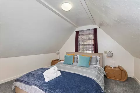 Bedroom - 1262 Bear Springs Rd, Rimforest, CA 92378 photo 3 of 5
