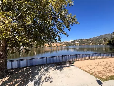 0 Lausanne, Crestline, CA 92325 photo 14