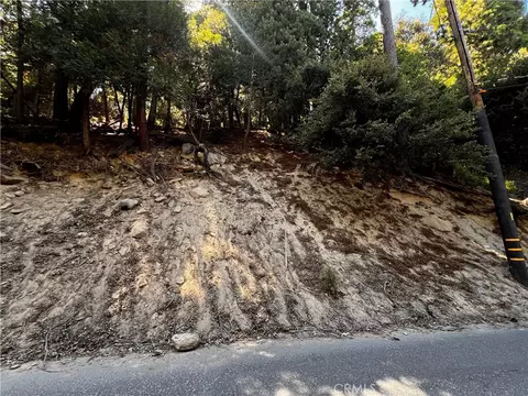 0 Lausanne, Crestline, CA 92325 photo 4
