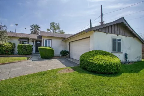 11947 Vivienda Ct, Grand Terrace, CA 92313