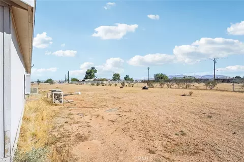 10992 Tecopa Rd, Apple Valley, CA 92308 photo 6