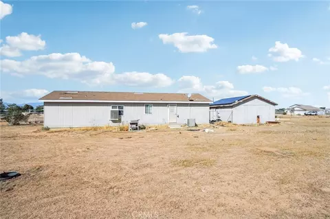 10992 Tecopa Rd, Apple Valley, CA 92308 photo 4
