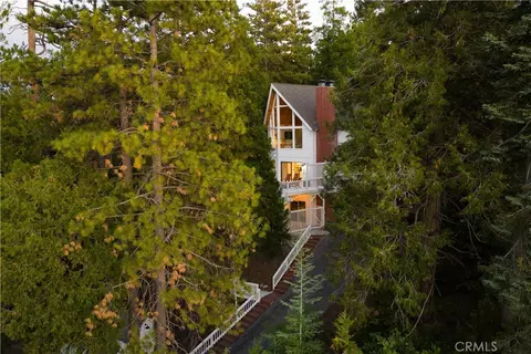 Exterior - 527 Rainier Rd, Lake Arrowhead, CA 92352 photo 1 of 10