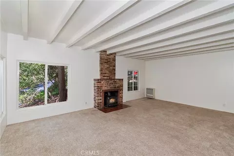 Living - 23581 Lake Dr, Crestline, CA 92325 photo 2 of 8