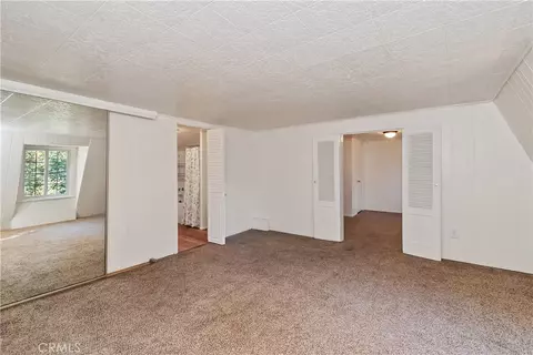 Bedroom - 23581 Lake Dr, Crestline, CA 92325 photo 2 of 7