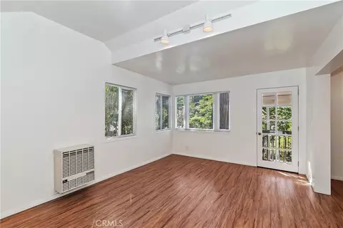 Living - 23581 Lake Dr, Crestline, CA 92325 photo 5 of 8