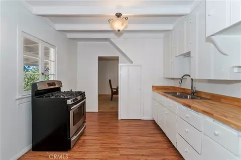 Kitchen - 23581 Lake Dr, Crestline, CA 92325 photo 1 of 2