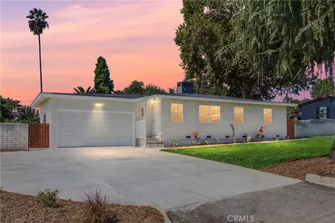12370 Overcrest Dr, Yucaipa, CA 92399