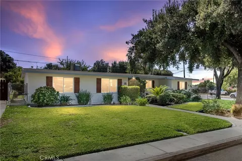102 E Pioneer, Redlands, CA 92374