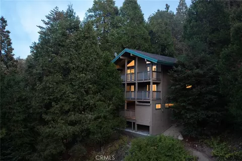 881 Strawberry Peak Rd, Twin Peaks, CA 92391