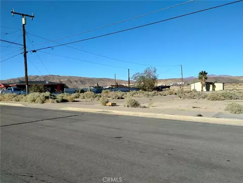 1613 Riverside Dr, Barstow, CA 92311