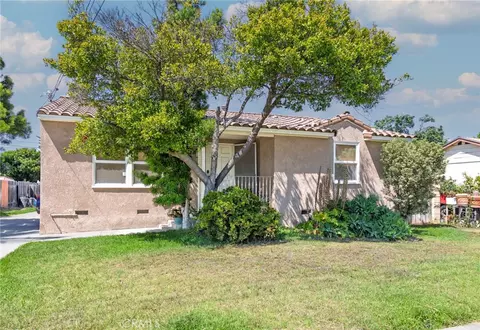 622 Center St, Costa Mesa, CA 92627