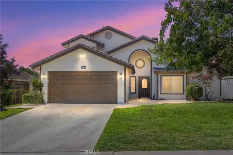 911 Sugar Pine Cir, Banning, CA 92220