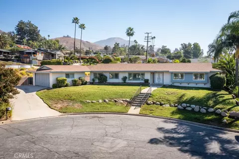 3983 Oxford Ln, San Bernardino, CA 92404