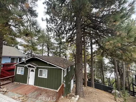 31607 Inspiration Dr, Running Springs, CA 92382