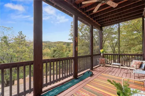 Exterior - 705 Cypress Rd, Cedar Glen, CA 92321 photo 8 of 22
