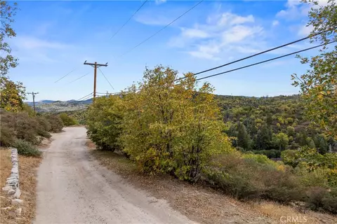 Exterior - 705 Cypress Rd, Cedar Glen, CA 92321 photo 22 of 22