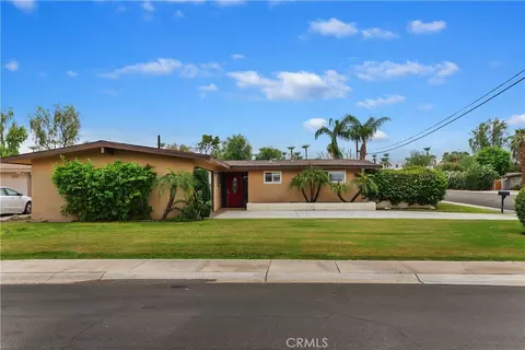 43880 Primrose, Palm Desert, CA 92260