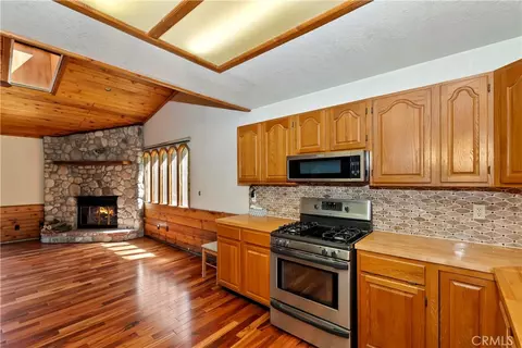 Kitchen - 489 Dorn, Crestline, CA 92325 photo 1 of 4