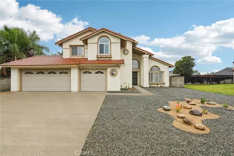1044 N Mulberry Ave, Rialto, CA 92376