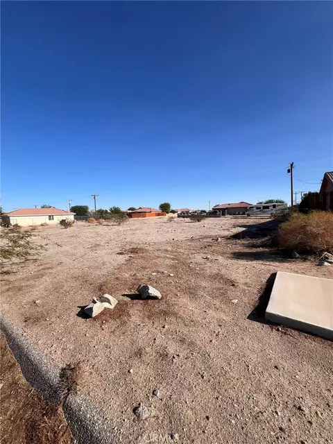 1291 Coral Ave, Thermal, CA 92274