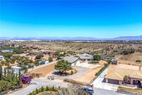 View/Area - 7045 Oak Hill Rd, Oak Hills, CA 92344 photo 3 of 4