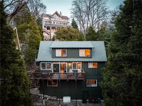 156 Fremont Rd, Lake Arrowhead, CA 92352