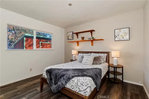 811 Leonard Ln, Sugarloaf, CA 92386 photo 11