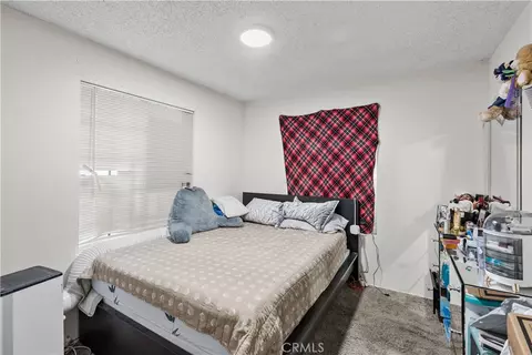 Bedroom - 554 W Mariposa, Rialto, CA 92376 photo 5 of 6