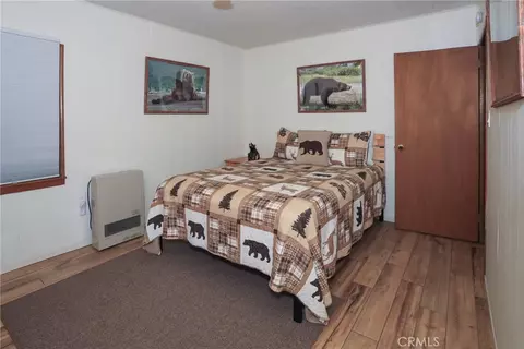 Bedroom - 592 Douglas St, Big Bear Lake, CA 92315 photo 6 of 8