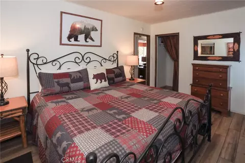 Bedroom - 592 Douglas St, Big Bear Lake, CA 92315 photo 3 of 8