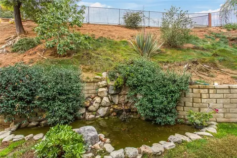 Exterior - 1711 Kyle, Redlands, CA 92373 photo 7 of 12