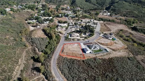 18611 Deercrest Ests, Devore, CA 92407 photo 4