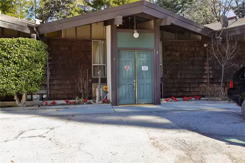 872 Sierra Vis #5, Twin Peaks, CA 92391