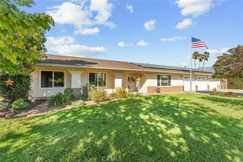 13346 Rimview Ct, Yucaipa, CA 92399