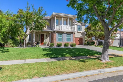 1455 Deer Holw, Corona, CA 92882