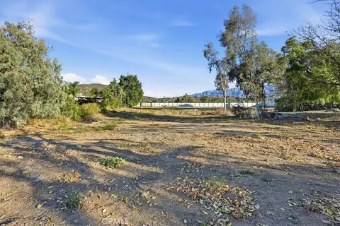 10007 Beaumont Ave, Cherry Valley, CA 92223 photo 5