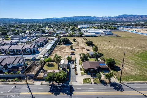 View/Area - 831 W Lugonia, Redlands, CA 92374 photo 17 of 20